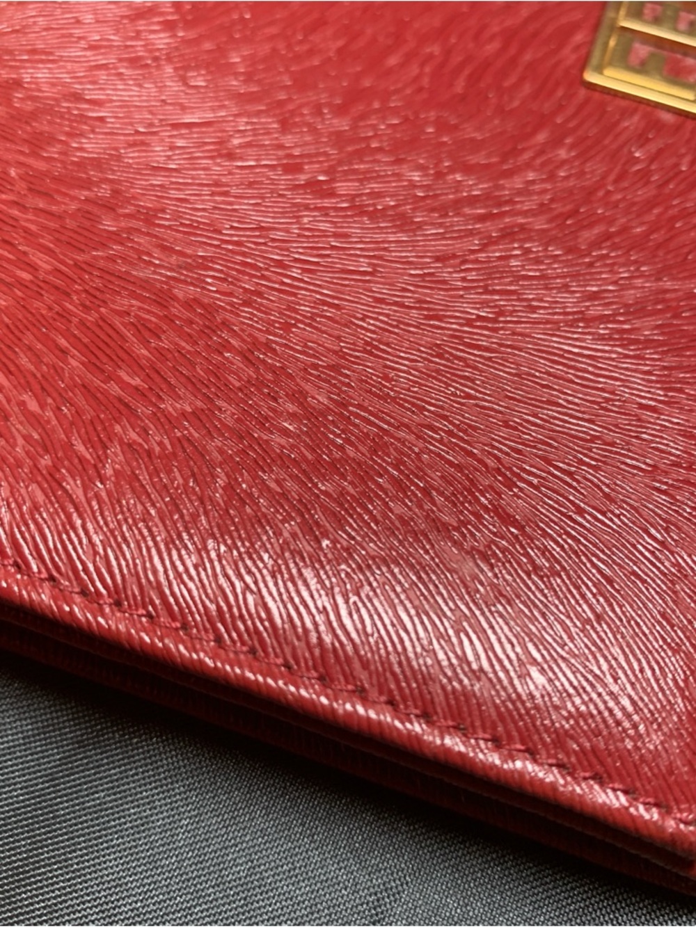 Fendi Red Wallet with Gold Logo - Picture 12 of 17
